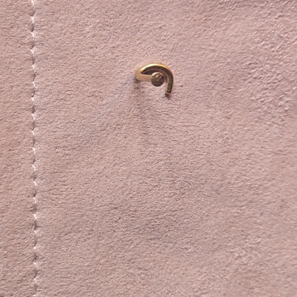 BVLA hammered nostril screw 14k yellow gold